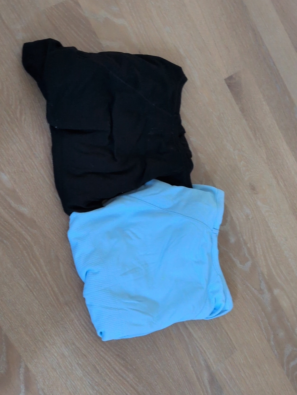 Pack Of 2: Athleta Long Sleeve Tops - Black & Light Blue